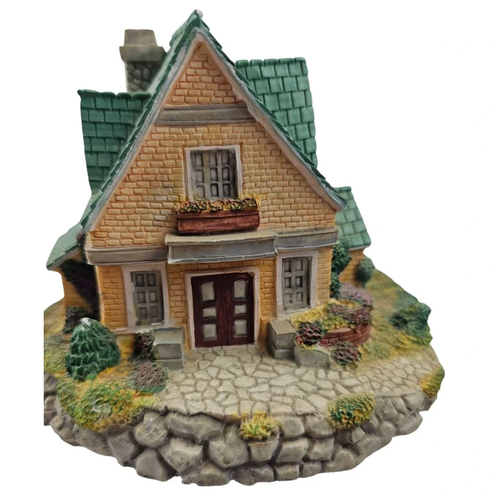 Yorkshire House Olde‎ Englands Classic Cottages Miniature Figurine 1994 Vintage